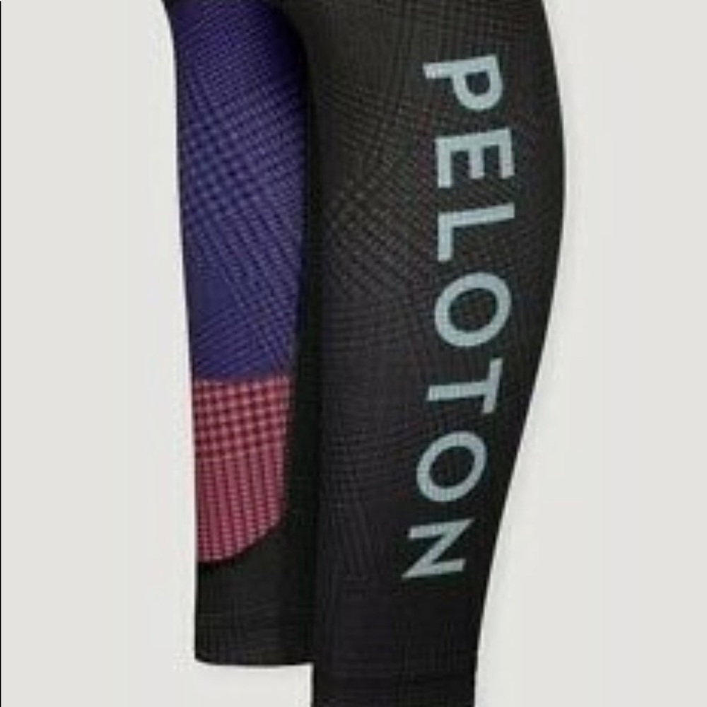 Peloton Topsy Turvy HW leggings